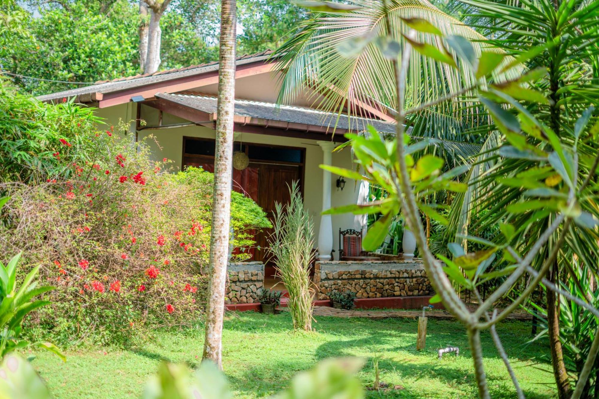 Villa Lanka Relax Hikkaduwa Exterior photo