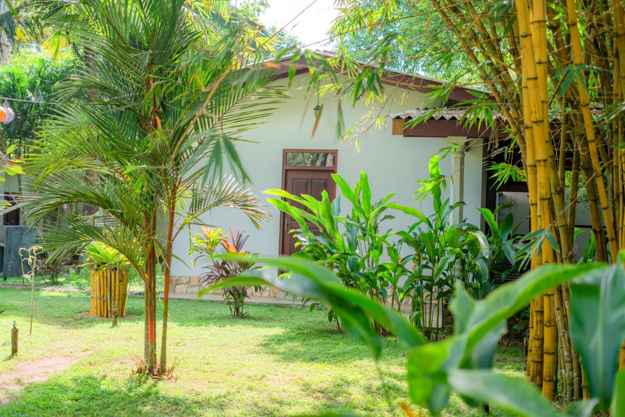 Villa Lanka Relax Hikkaduwa Exterior photo